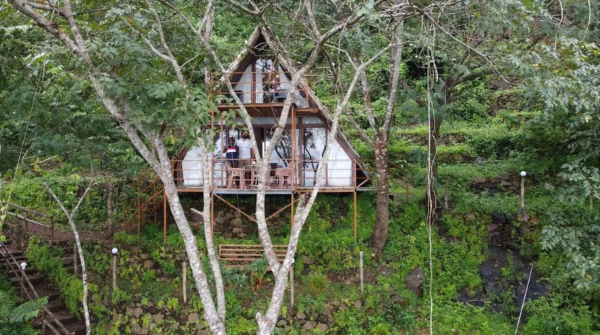 Sunset Valley Kerala Pool Resort - Serene Natural Forest Cottage Stay In Idukki With Sunrise & Sunset Panoramas, Natural Streams & Tranquil Summer Evenings Pīrmed Kültér fotó