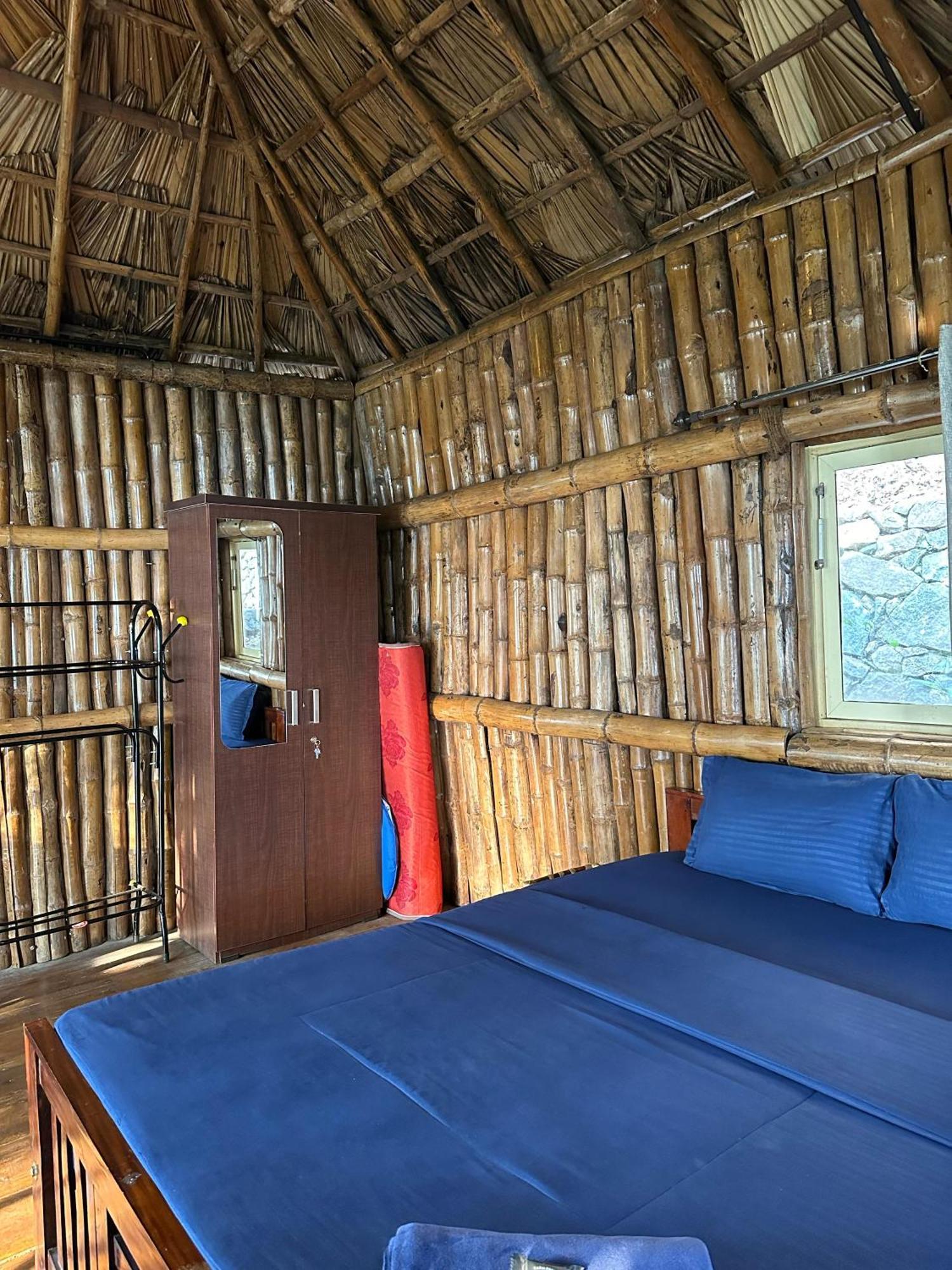 Sunset Valley Kerala Pool Resort - Serene Natural Forest Cottage Stay In Idukki With Sunrise & Sunset Panoramas, Natural Streams & Tranquil Summer Evenings Pīrmed Kültér fotó